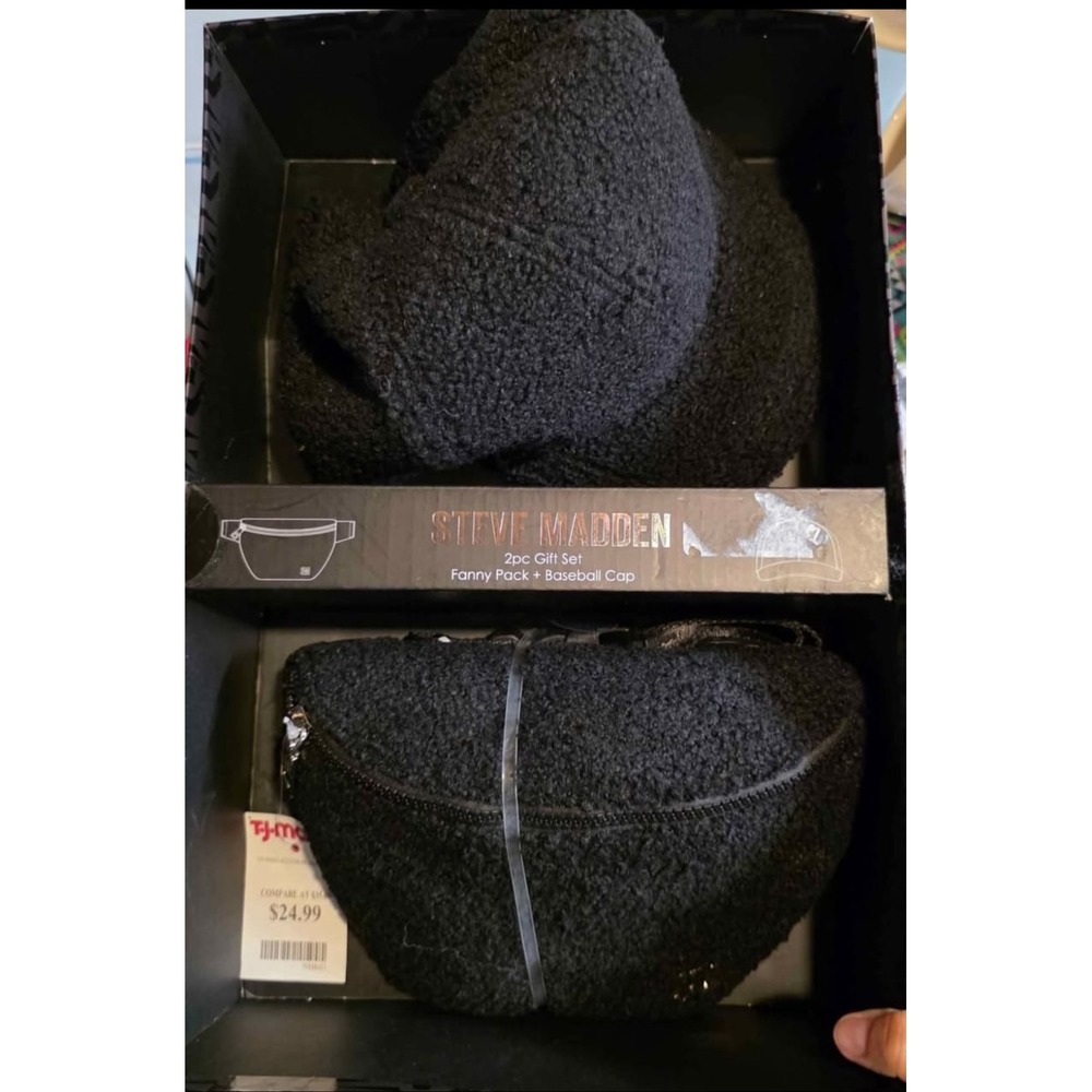 Steve Madden 2-Piece Gift Set - Fanny Pack & Baseball Cap (Black) New‎ 🔥🔥🔥